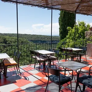 Hotel Les Remparts, Venasque